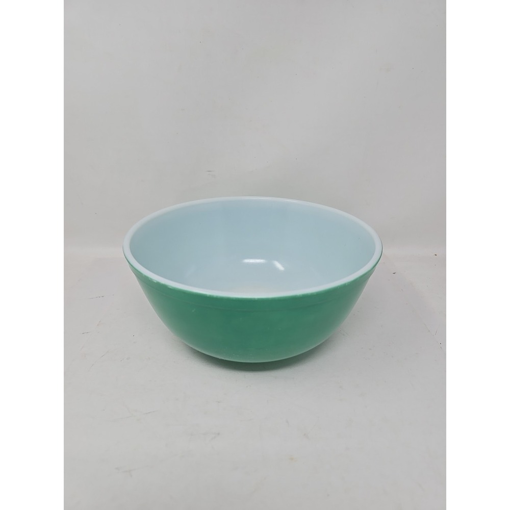 Vintage Green Pyrex Ovenware Mixing Bowl 2 1/2 Quart- #403 U28
